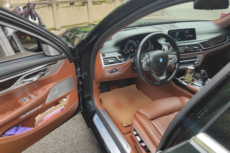 Used BMW 7 Series 2018 740Li Leading Model Excellence Package Driver Seat