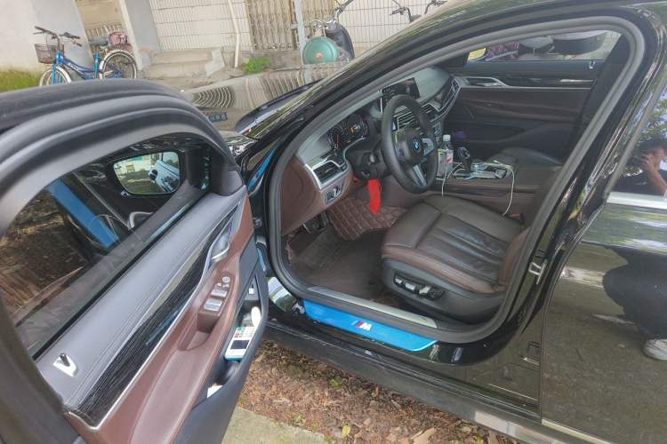 Used BMW 7 Series 2018 730Li Leading Model M Sport Package Driver Seat