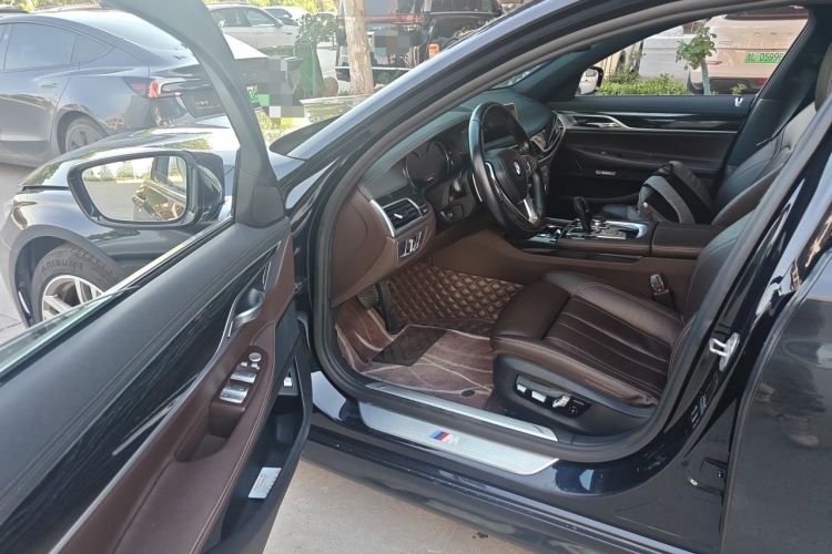 Used BMW 7 Series 2018 730Li Leading Model Excellence Package Driver Seat