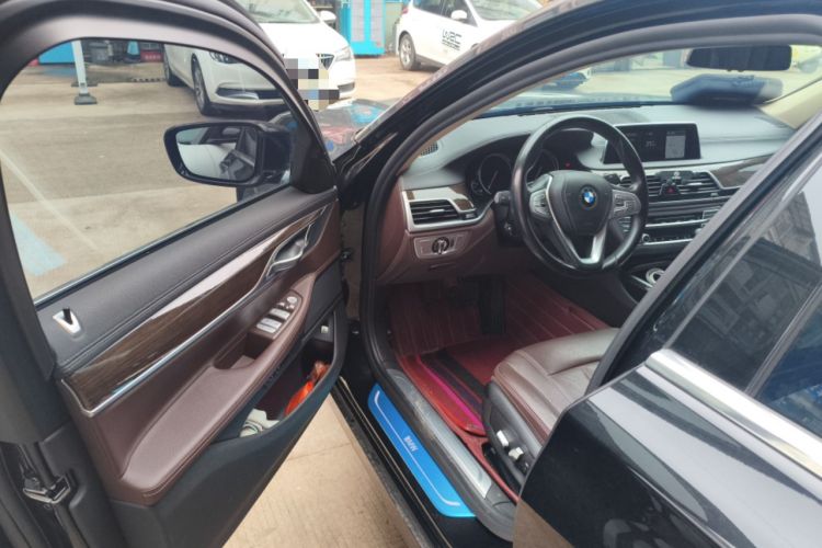 Used BMW 7 Series 2018 730Li Leading Model Excellence Package Driver Seat