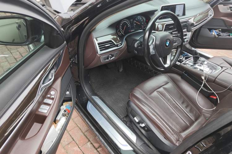 Used BMW 7 Series 2018 730Li Leading Model Excellence Package Driver Seat