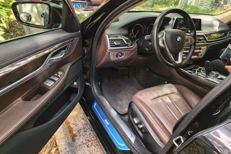 Used BMW 7 Series 2018 730Li Leading Model Excellence Package Driver Seat