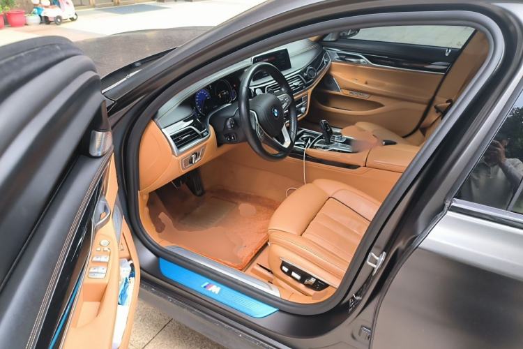 Used BMW 7 Series 2018 740Li xDrive Luxury Edition M Sport Package Driver Seat