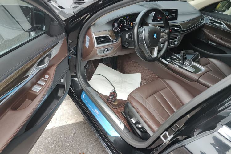 Used BMW 7 Series 2018 730Li Leading Model Excellence Package Driver Seat
