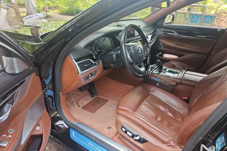 Used BMW 7 Series 2018 740Li xDrive Luxury Edition Excellence Package Driver Seat