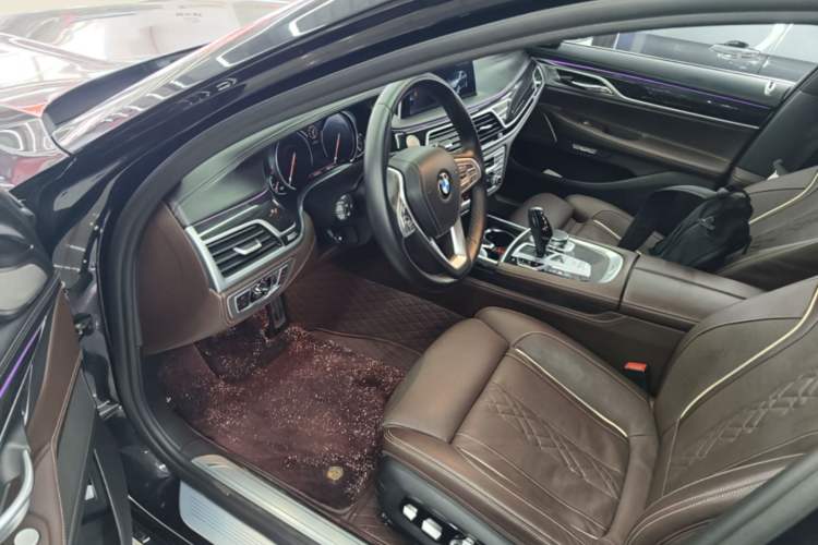 Used BMW 7 Series 2018 730Li Luxury Edition M Sport Package Driver Seat