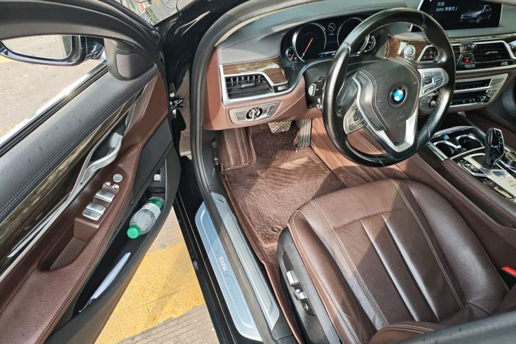 Used BMW 7 Series 2018 730Li Leading Model Excellence Package Driver Seat