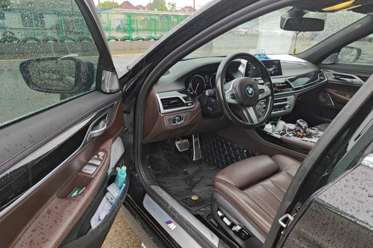 Used BMW 7 Series 2018 730Li Leading Model M Sport Package Driver Seat