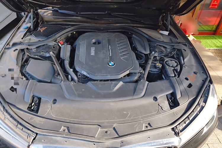 Used BMW 7 Series 2018 740Li Leading Model Excellence Package Engine Bay