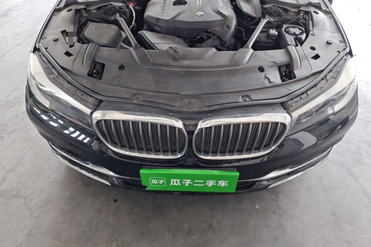 Used BMW 7 Series 2018 730Li Leading Model Excellence Package Engine Bay