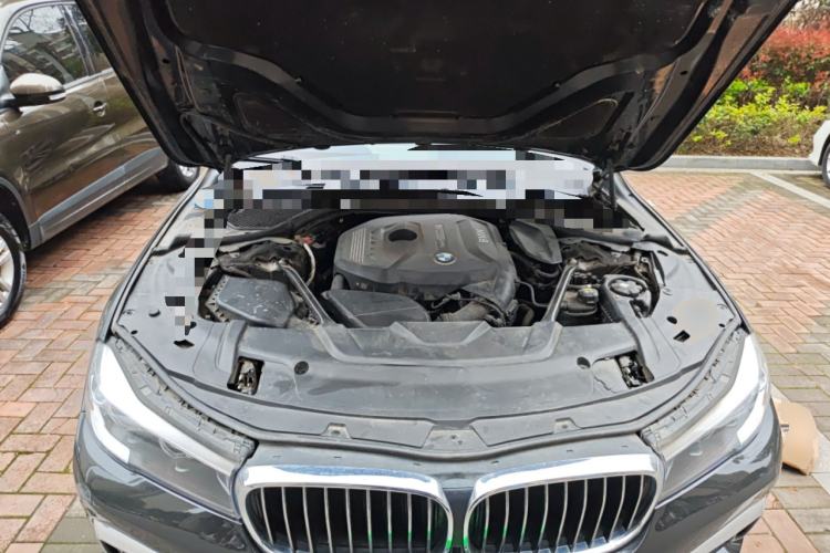 Used BMW 7 Series 2018 730Li Leading Model M Sport Package Engine Bay