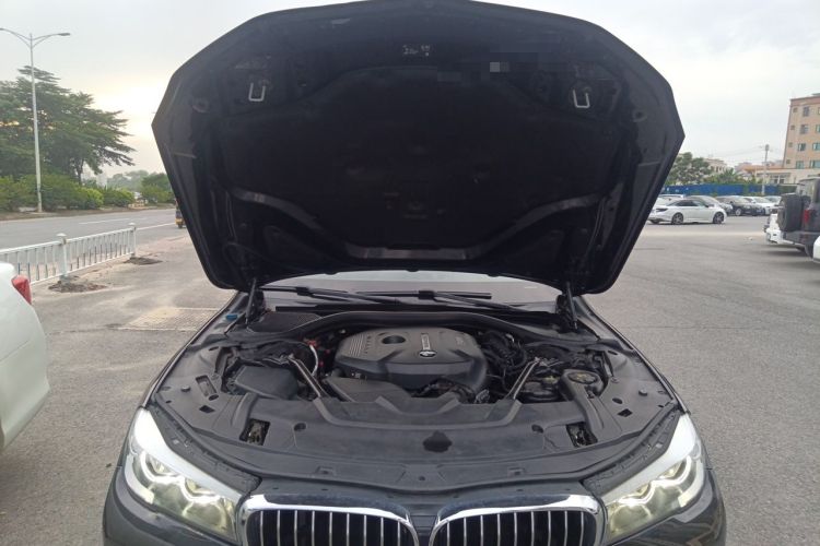 Used BMW 7 Series 2018 730Li Leading Model M Sport Package Engine Bay