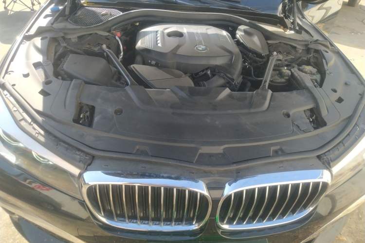 Used BMW 7 Series 2018 730Li Leading Model M Sport Package Engine Bay