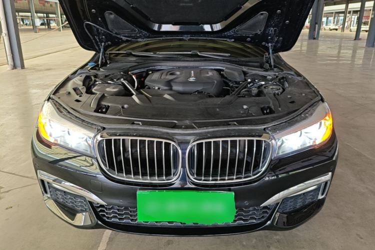 Used BMW 7 Series 2018 730Li Leading Model M Sport Package Engine Bay