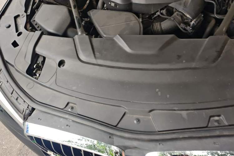 Used BMW 7 Series 2018 730Li Luxury Edition M Sport Package Engine Bay