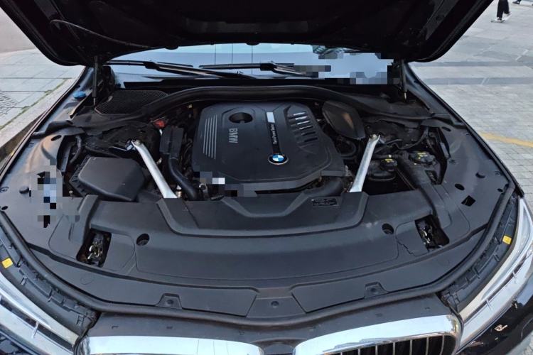 Used BMW 7 Series 2018 740Li xDrive Luxury Edition M Sport Package Engine Bay
