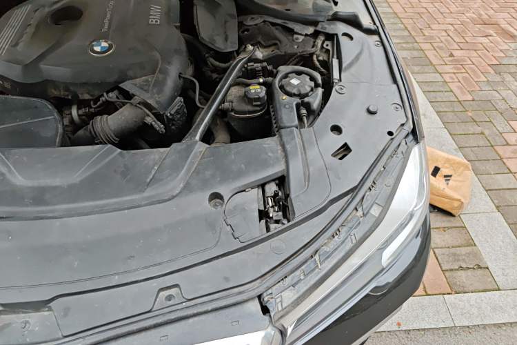 Used BMW 7 Series 2018 730Li Leading Model M Sport Package Engine Bay Left
