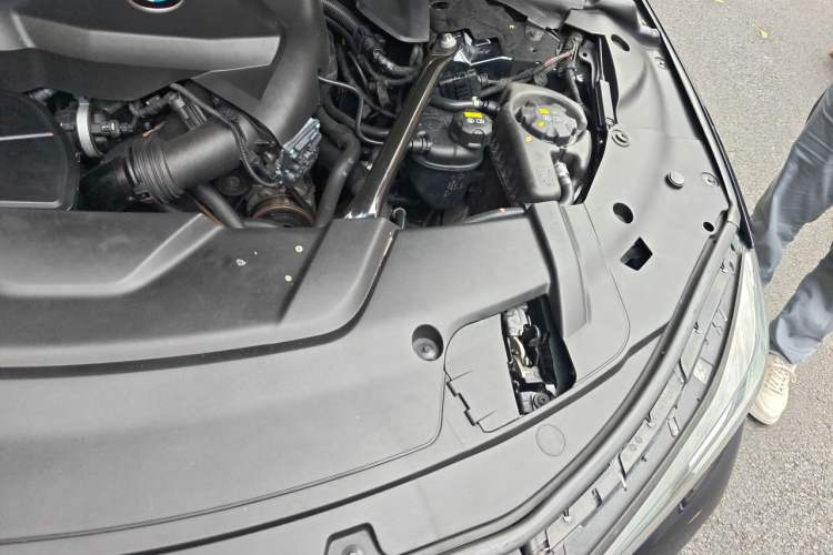 Used BMW 7 Series 2018 730Li Leading Model M Sport Package Engine Bay Left