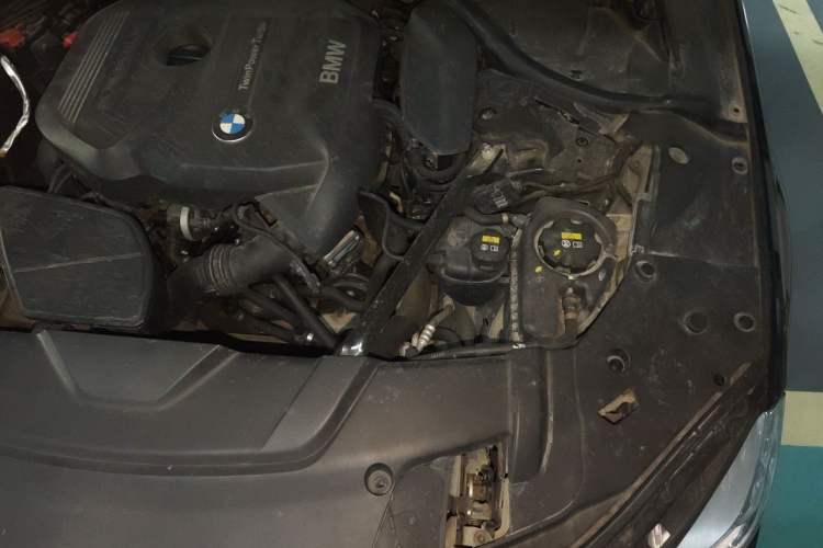 Used BMW 7 Series 2018 730Li Leading Model M Sport Package Engine Bay Left