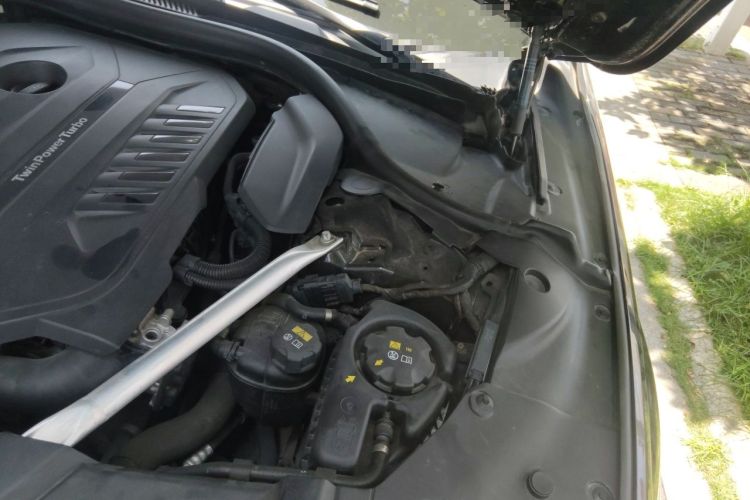 Used BMW 7 Series 2018 740Li M Sport Package Leading Model Engine Bay Left