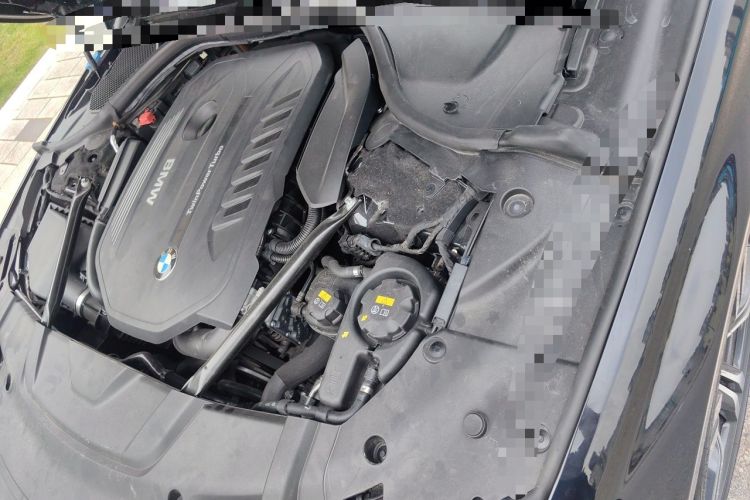 Used BMW 7 Series 2018 740Li M Sport Package Leading Model Engine Bay Left