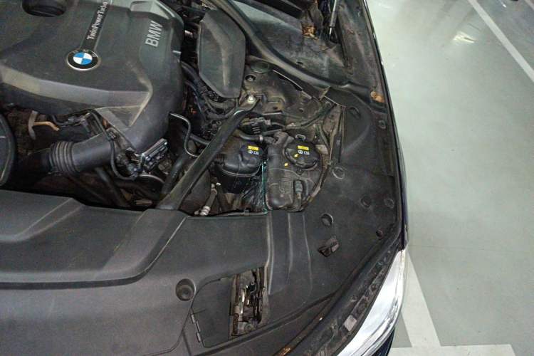 Used BMW 7 Series 2018 730Li Leading Model M Sport Package Engine Bay Left