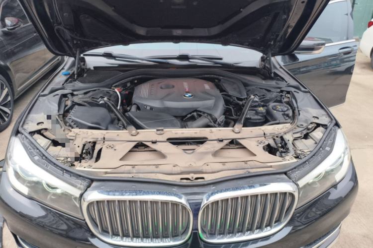 Used BMW 7 Series 2018 730Li Leading Model Excellence Package Engine Bay