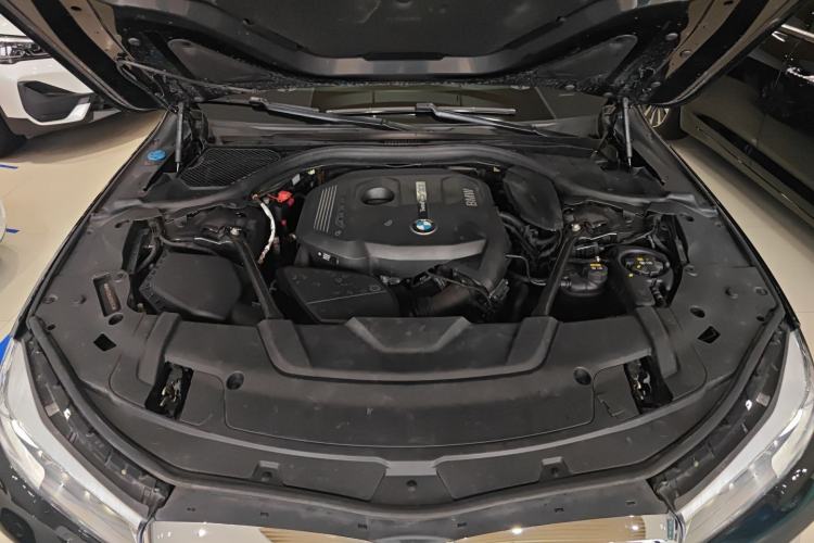 Used BMW 7 Series 2018 730Li Leading Model M Sport Package Engine Bay