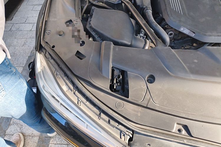 Used BMW 7 Series 2018 740Li Leading Model Excellence Package Engine Bay Right