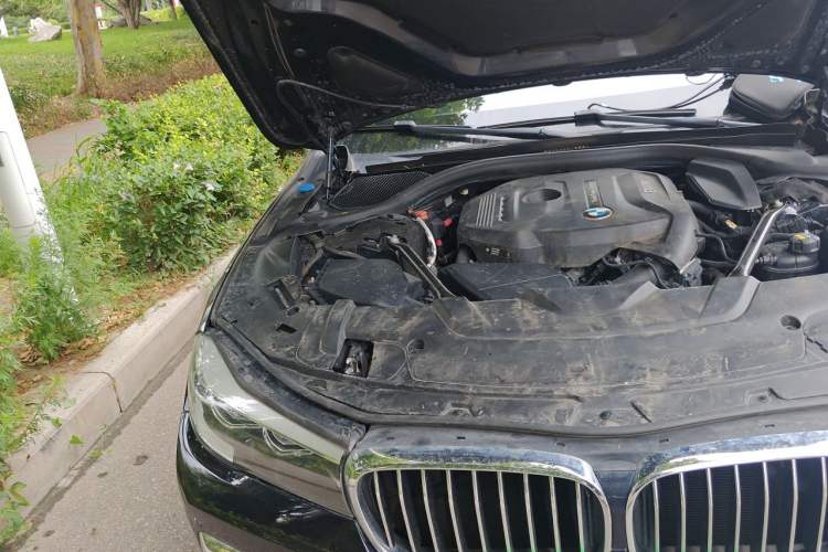Used BMW 7 Series 2018 730Li Leading Model M Sport Package Engine Bay Right