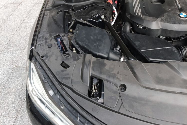 Used BMW 7 Series 2018 730Li Luxury Edition M Sport Package Engine Bay Right
