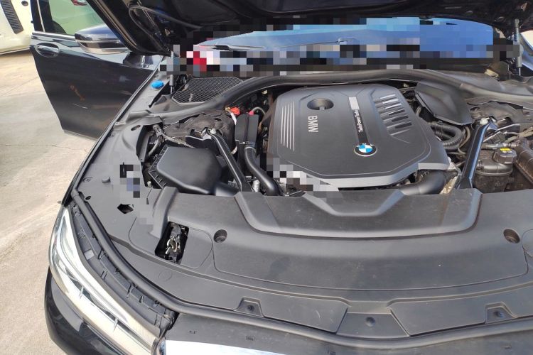 Used BMW 7 Series 2018 740Li M Sport Package Leading Model Engine Bay Right