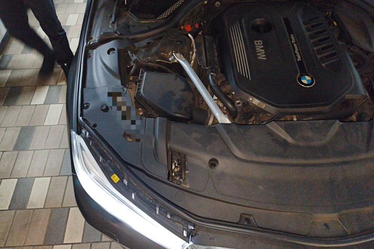 Used BMW 7 Series 2018 740Li xDrive Luxury Edition M Sport Package Engine Bay Right