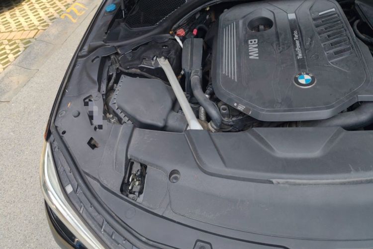 Used BMW 7 Series 2018 740Li M Sport Package Leading Model Engine Bay Right
