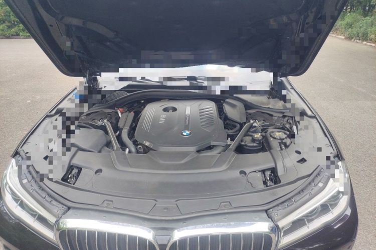 Used BMW 7 Series 2018 740Li M Sport Package Leading Model Engine Bay