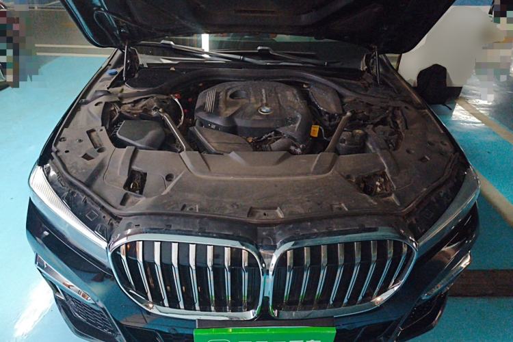 Used BMW 7 Series 2018 730Li Leading Model M Sport Package Engine Bay