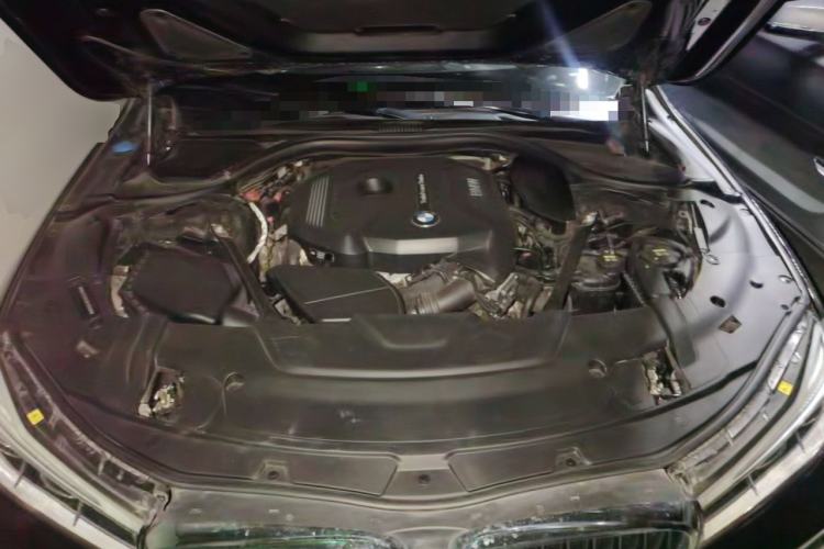 Used BMW 7 Series 2018 730Li Leading Model M Sport Package Engine Bay