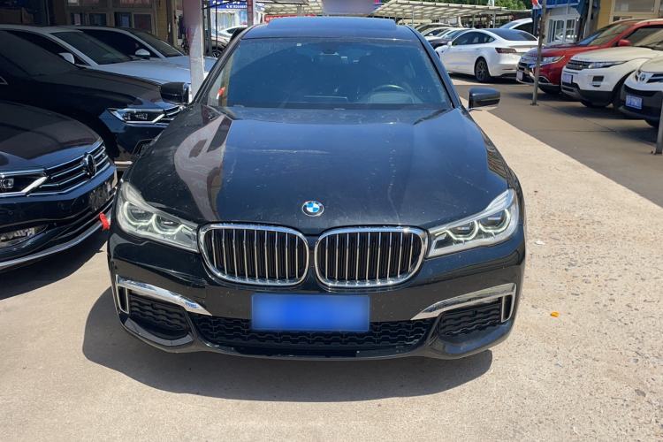 Used BMW 7 Series 2018 740Li M Sport Package Leading Model Exterior 1