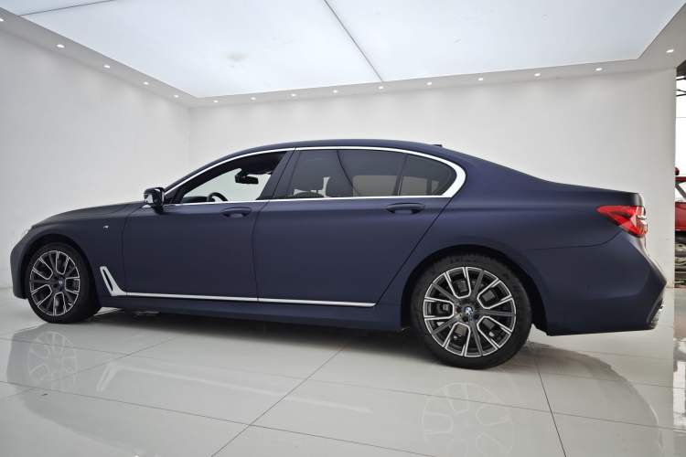 Used BMW 7 Series 2018 730Li Leading Model M Sport Package Exterior 10