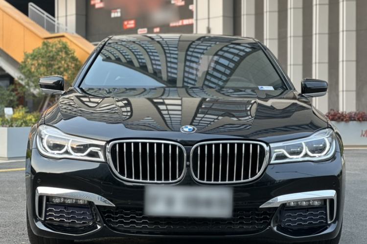 Used BMW 7 Series 2018 730Li Luxury Edition M Sport Package Exterior 14