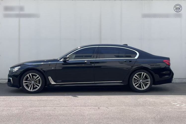 Used BMW 7 Series 2018 730Li Leading Model M Sport Package Exterior 2