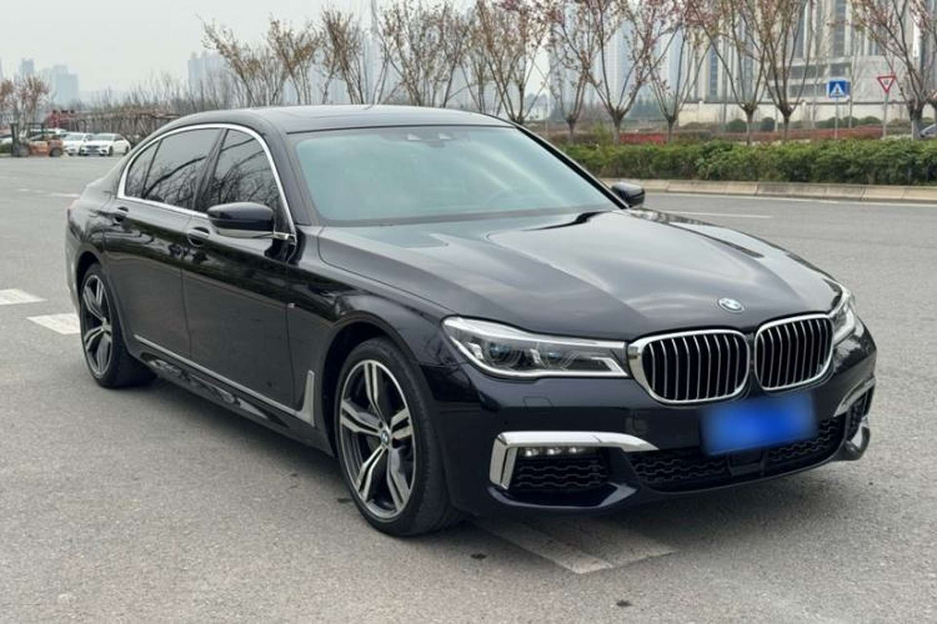 Used BMW 7 Series 2018 750Li xDrive M Sport Package Exterior 2