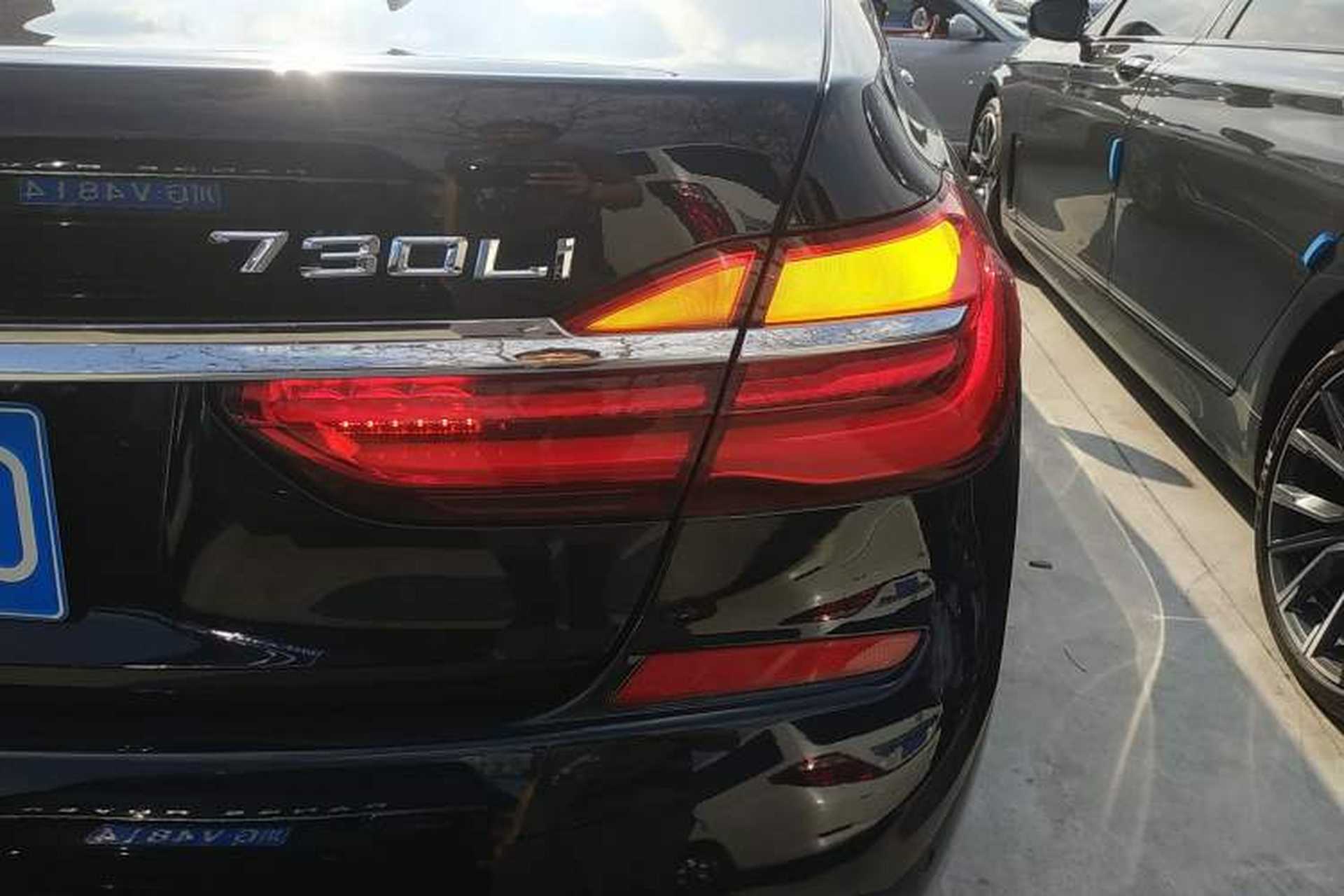 Used BMW 7 Series 2018 730Li Luxury Edition M Sport Package Exterior 3