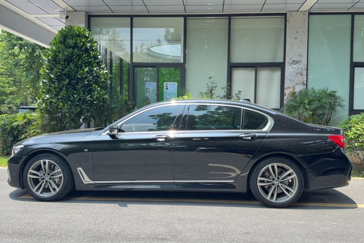 Used BMW 7 Series 2018 730Li Leading Model M Sport Package Exterior 3