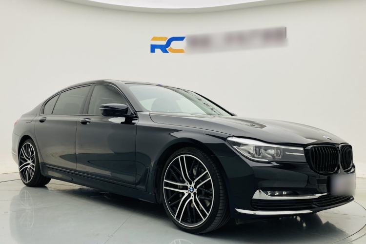 Used BMW 7 Series 2018 730Li Leading Model Excellence Package Exterior 3