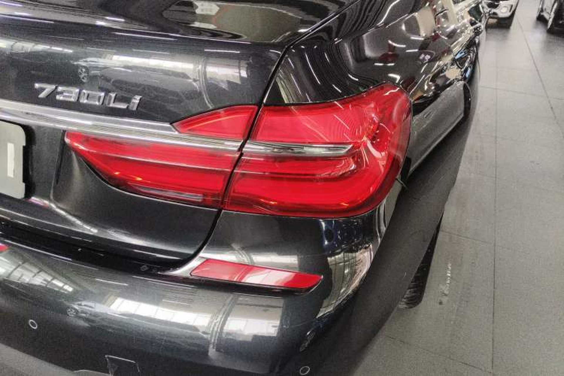 Used BMW 7 Series 2018 730Li Luxury Edition M Sport Package Exterior 3