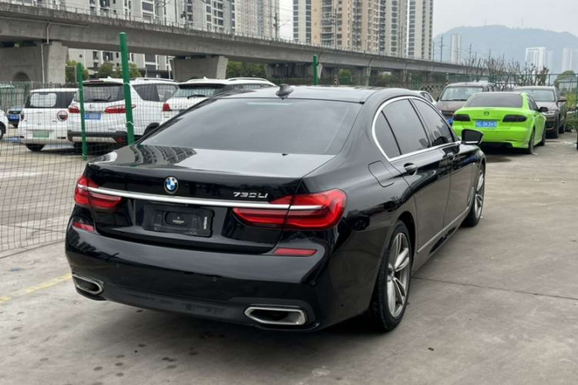 Used BMW 7 Series 2018 730Li Leading Model M Sport Package Exterior 3