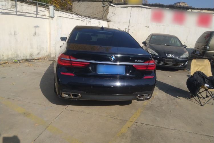 Used BMW 7 Series 2018 730Li Leading Model M Sport Package Exterior 4