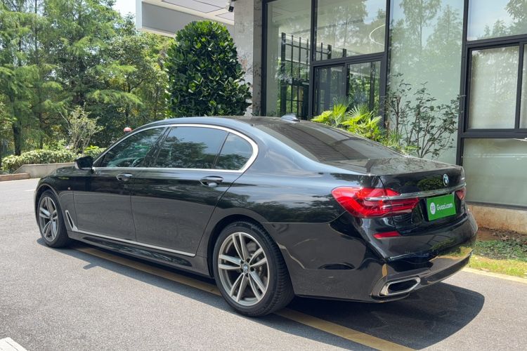 Used BMW 7 Series 2018 730Li Leading Model M Sport Package Exterior 4