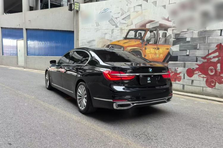 Used BMW 7 Series 2018 730Li Leading Model Excellence Package Exterior 4
